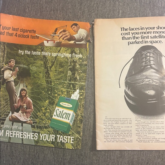 Look Beatles John Lennon January 9, 1968 Vibrant Red and Yellow Cover - Picture 4 of 10